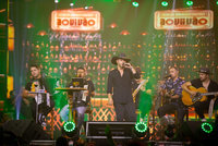 Ao Vivão com Murilo Huff e Taty Girl                        