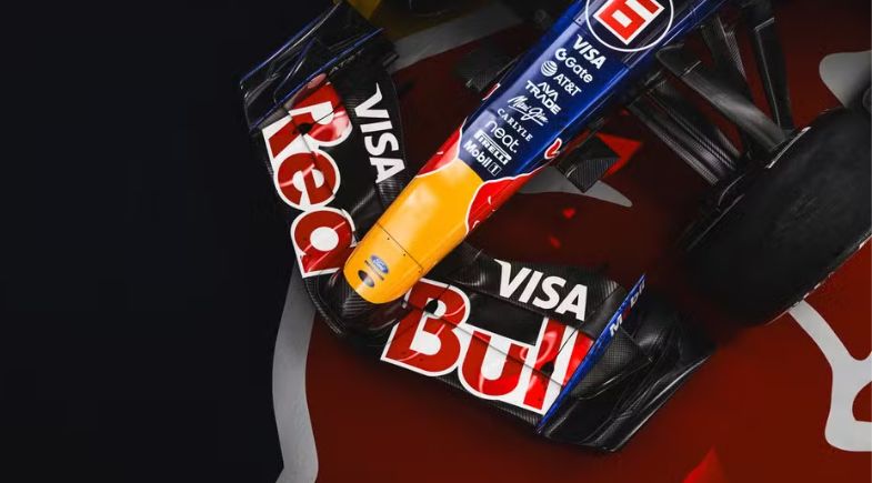 Red Bull revela novo carro da F1 para 2026 com parceria da Ford e recebe elogios de Max Verstappen