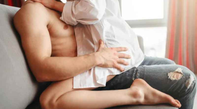 Sequência de sentada: 3 variações da posição para um sexo bem gostoso