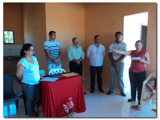 Prefeito Dr. Moura empossa conselheira tutelar