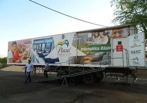 Caminhão Digital chega a Picos  - Imagem 1