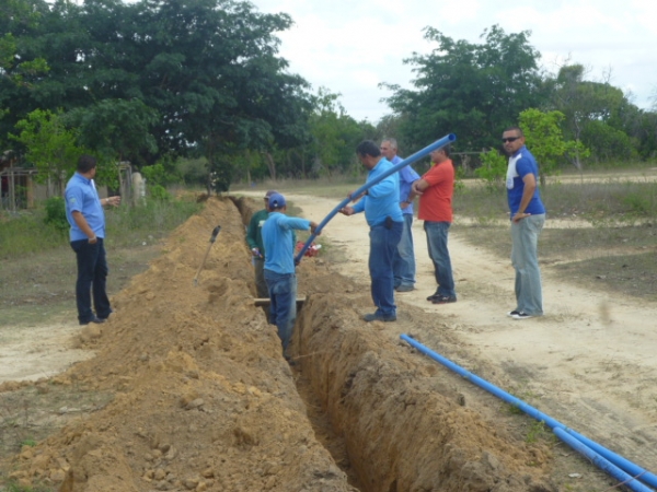 Água encanada chega as famílias da comunidade Pau D´Arco - Imagem 3