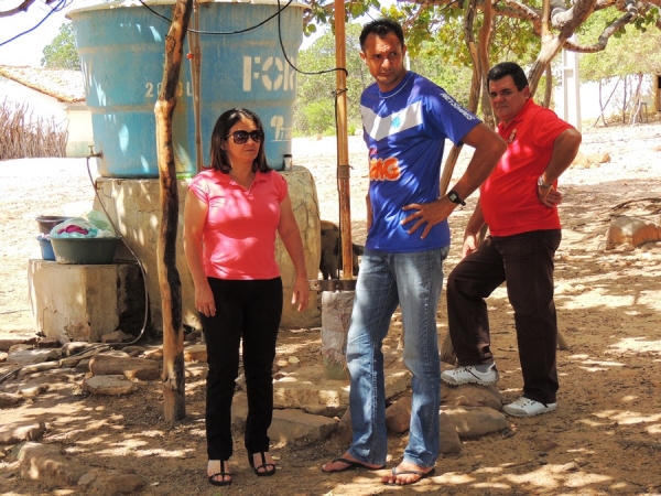 Prefeita Neuma Café participa de reunião com moradores de comunidade rural - Imagem 21