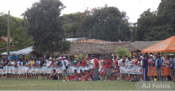 Vila Madá ganhou na sua primeira participação no “IV campeonato Comunitário do Alto do Meio“. - Imagem 13