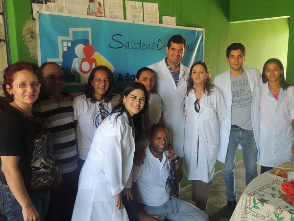                                    Mutirão da saúde atende o povoado Santa Rita
