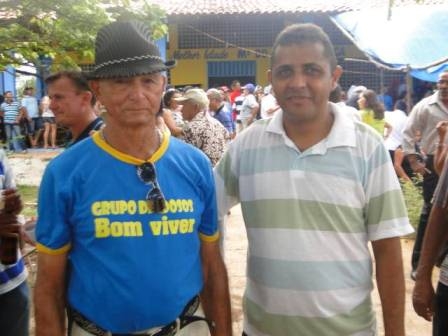 Idosos ganham seresta com Wagner Santos em Luzilândia - Imagem 13