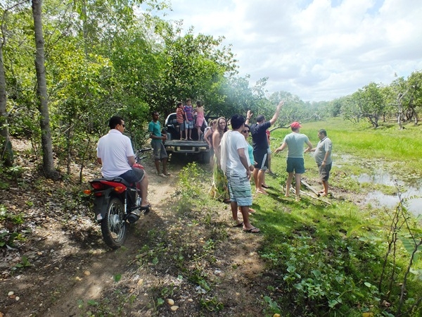 “INCRIVEL”  LAGOA COM ÁGUA SALGADA E DOCE EM SALINAS NO PIAUÍ - Imagem 16