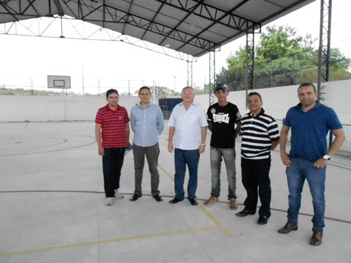 Kleber Eulálio vistoria obras em andamento na cidade  - Imagem 3