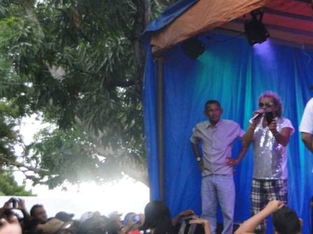 Idosos ganham seresta com Wagner Santos em Luzilândia - Imagem 5