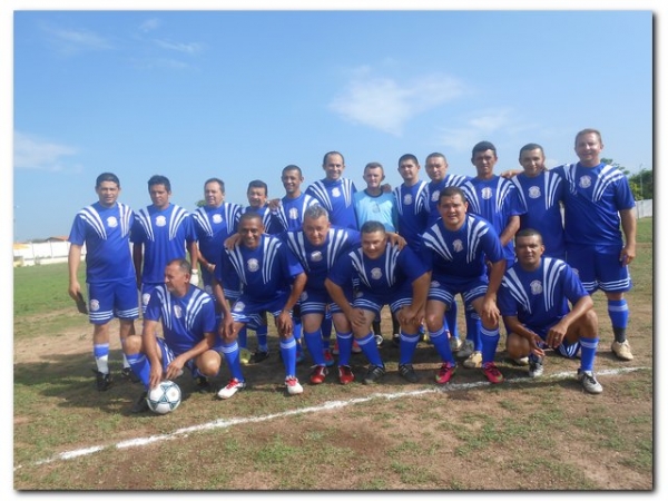 Jogo casados x solteiro termina com empate - Imagem 25