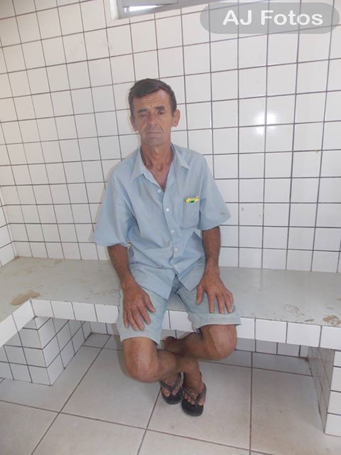 Senhor de 52 anos é assaltado e agredido por 03 jovens.