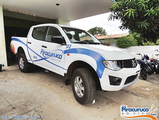 Prefeitura de Piracuruca adquire dois carros com recursos próprios para secretaria de saúde