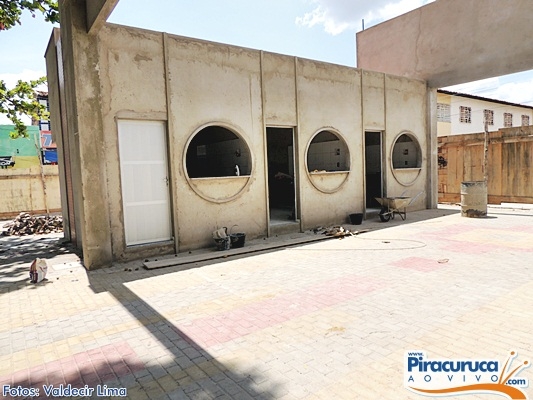 Prefeitura de Piracuruca irá entregar a população mais uma praça revitalizada - Imagem 2