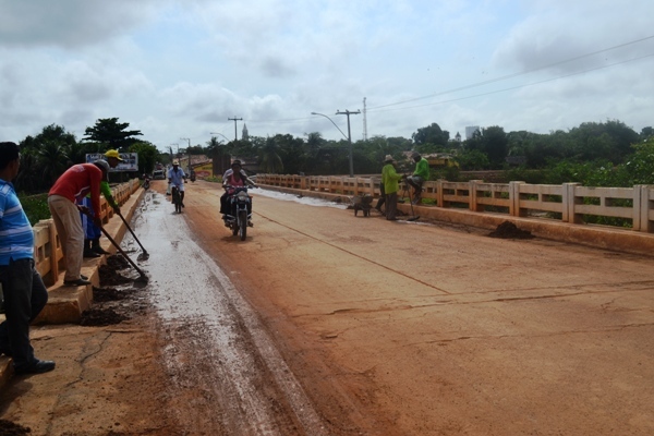 Avenida que não passava por reparos há 30 anos será asfaltada