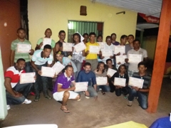 Participantes de curso profissionalizante recebem certificados em Redenção do Gurguéia