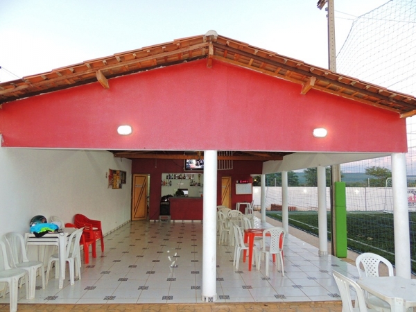 Arena do Cesinha campo society, com gramado sintético e iluminação - Imagem 8