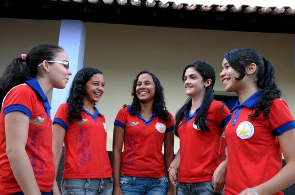 Governador Wilson Martins irá embarcar as estudantes para os Estados Unidos. - Imagem 1