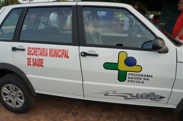 Prefeito consegue veículos novos para a saúde - Imagem 1