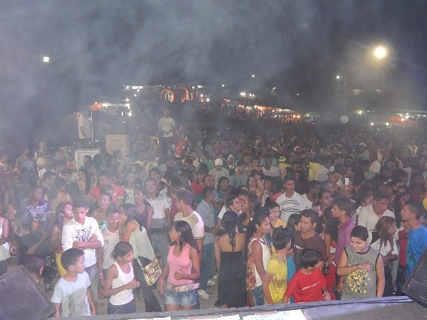 Moleca 100 vergonha fez mega show em Lagoinha  - Imagem 5