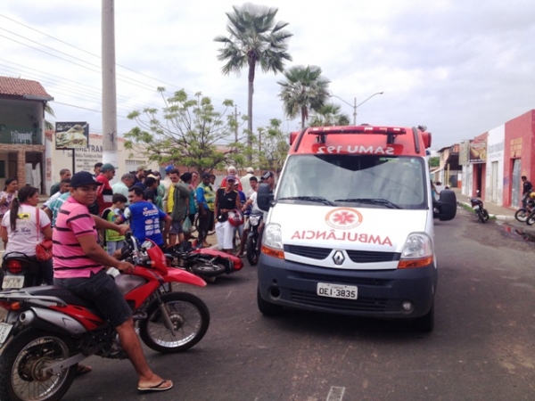 Acidente envolvendo duas motocicletas na Avenida Santo Antônio - Imagem 1