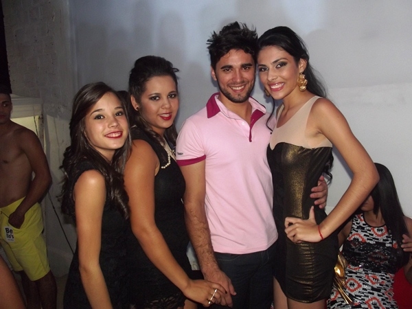 R.Cássia Fashion realiza desfile da virada em Dom Expedito Lopes - Imagem 32