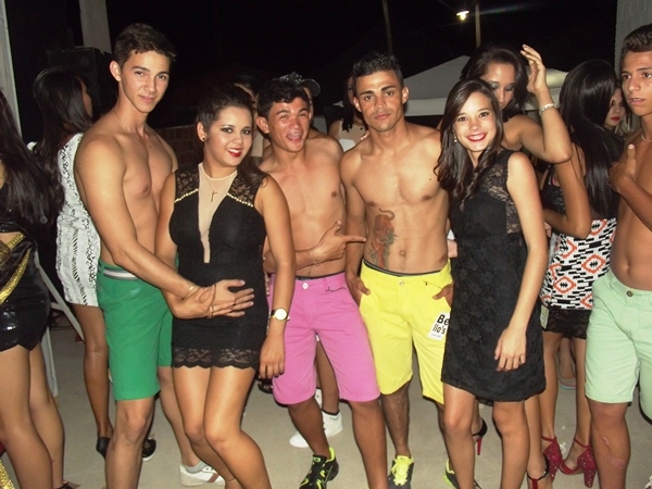 R.Cássia Fashion realiza desfile da virada em Dom Expedito Lopes - Imagem 38