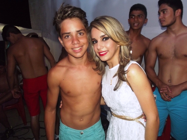 R.Cássia Fashion realiza desfile da virada em Dom Expedito Lopes - Imagem 35