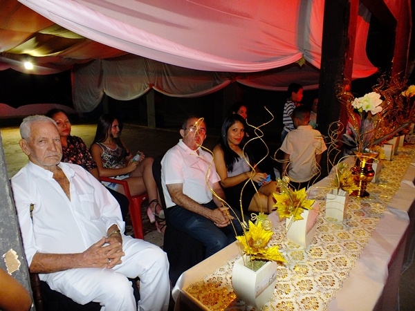 R.Cássia Fashion realiza desfile da virada em Dom Expedito Lopes - Imagem 53