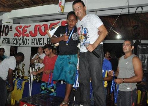 Banda Kiagita anima festa de confraternização dos jogos de férias - Imagem 3