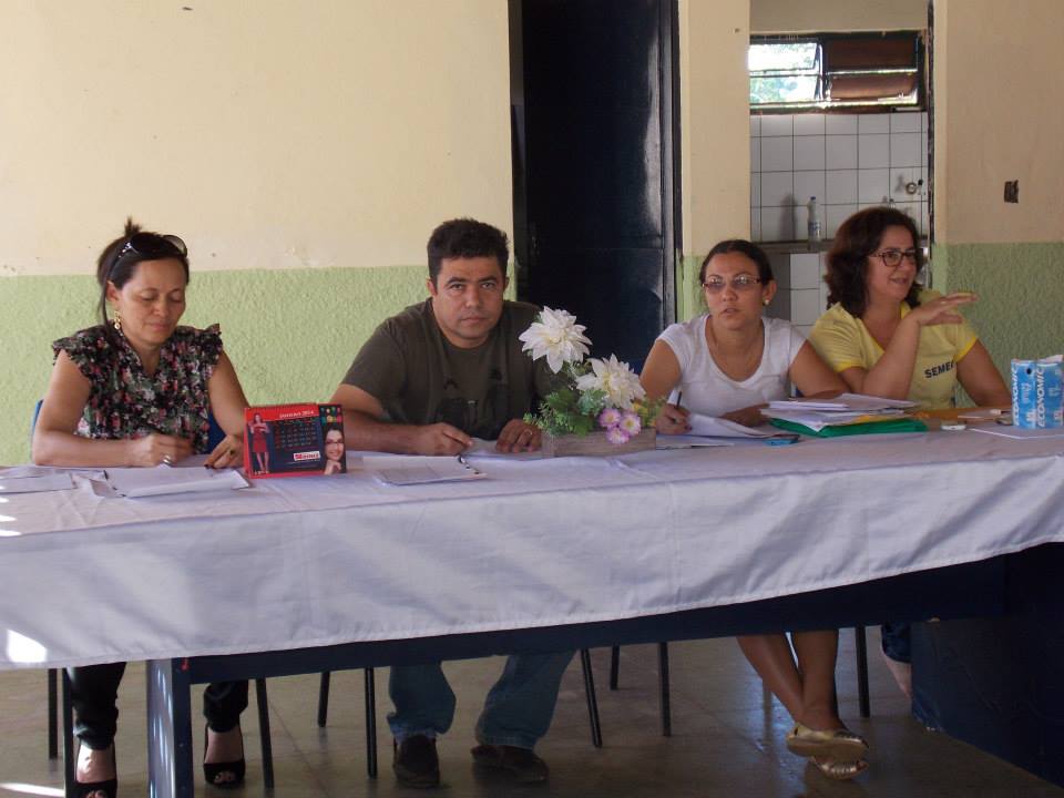 Secretaria de Educação realizou reunião com Prefeito e Professores e Coordenadores da rede municipal de ensino.