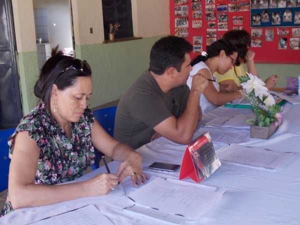 Secretaria de Educação realizou reunião com Prefeito e Professores e Coordenadores da rede municipal de ensino. - Imagem 10
