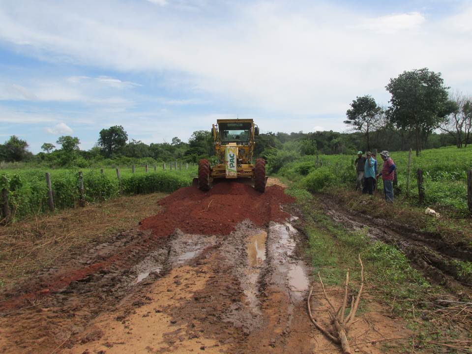 inicio do tapa buracos nas estradas vicinais vai com tudo