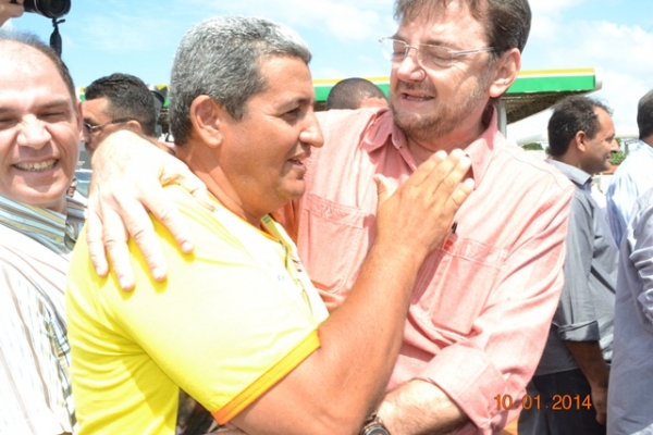 Prefeito Zé Resende compra nova Ambulância em parceria com o governo do Estado - Imagem 1