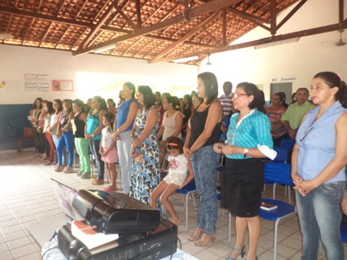 Professores e funcionários participam de semana pedagógica em Cocal de Telha