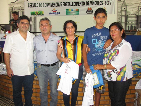 Prefeito Edílson Capote participa de solenidade do SCFV - Imagem 9