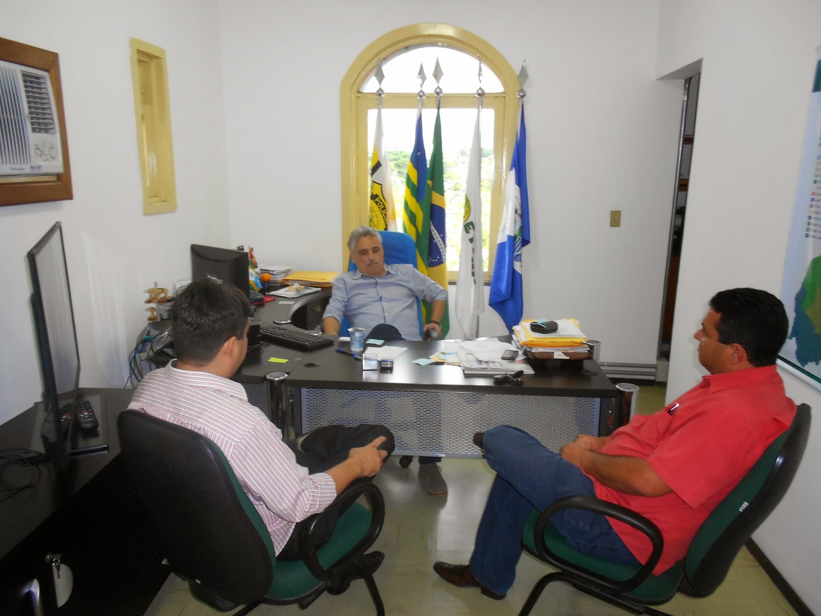 E A SEGURANÇA? Lei de muriici: cada um cuida de si