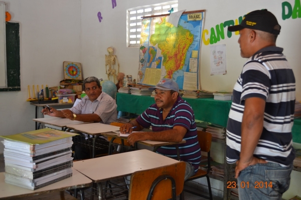 Prefeito Zé Resende acompanha equipe da SEMEC em visitas as escolas municipais - Imagem 1