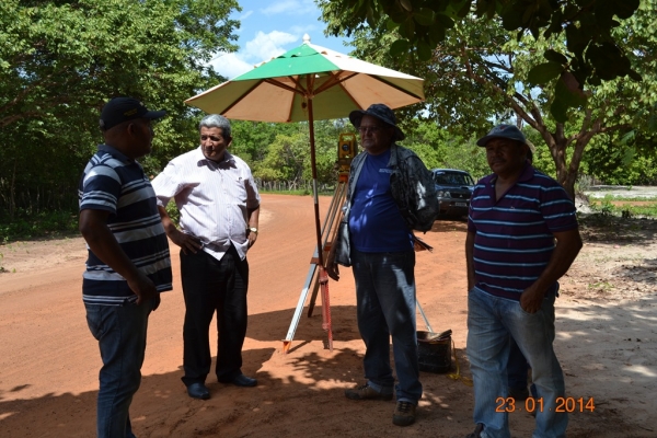 Técnicos começam a fazer a topografia da PI 331 para iniciar obra de asfaltamento - Imagem 2