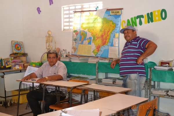 Prefeito Zé Resende acompanha equipe da SEMEC em visitas as escolas municipais - Imagem 2