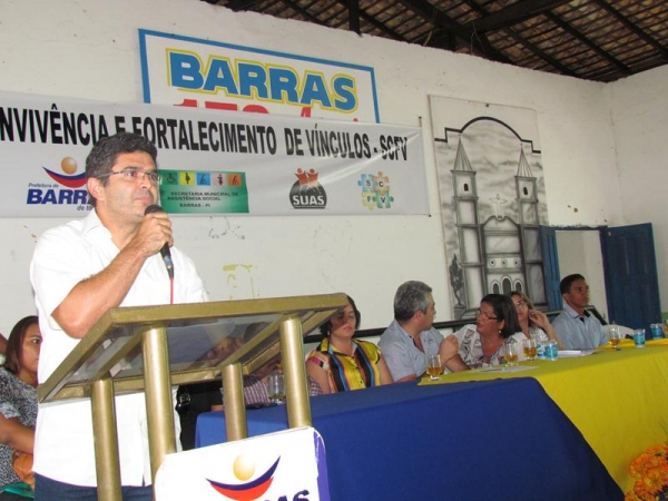 Prefeito Edílson Capote participa de solenidade do SCFV - Imagem 14