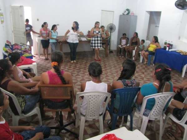 Prefeitura de Miguel Alves oferecer Curso de Customização de sandália - Imagem 20