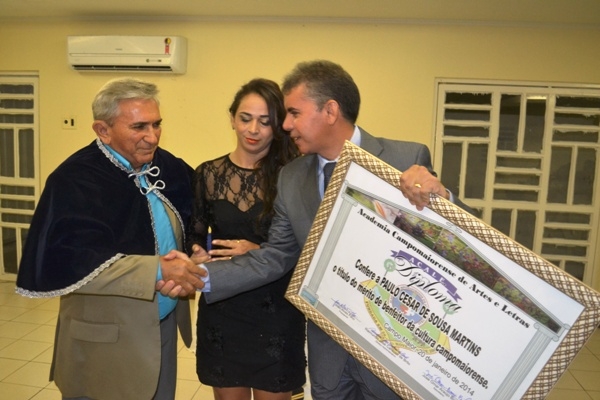 Academia de Letras oferece título de benfeitor da cultura ao prefeito - Imagem 1