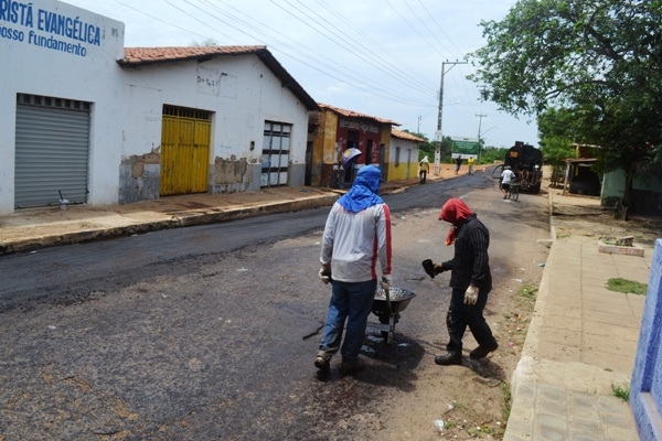 Após 30 anos,avenida de Flores recebe pavimentação asfáltica - Imagem 3