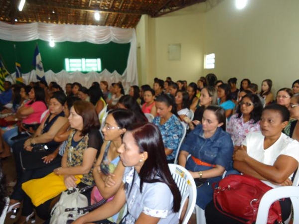 Começou a Semana Pedagógica 2014 das Escolas Municipais de Ipiranga - Imagem 49