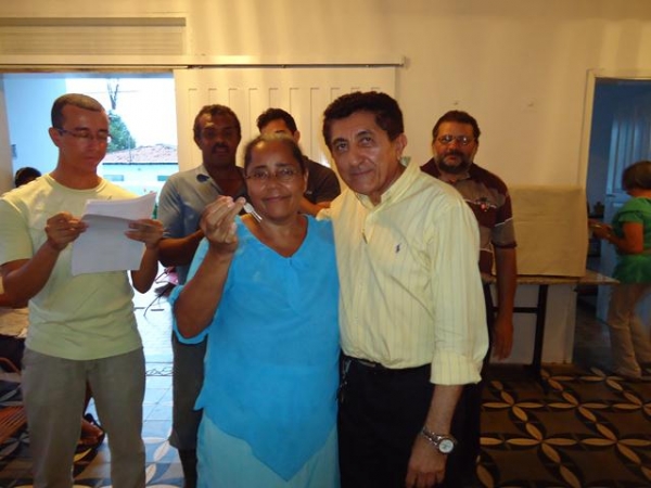 Prefeito Dr.Zé Maria faz Entrega de Casas do Projeto Minha Casa Minha Vida 2 - Imagem 26