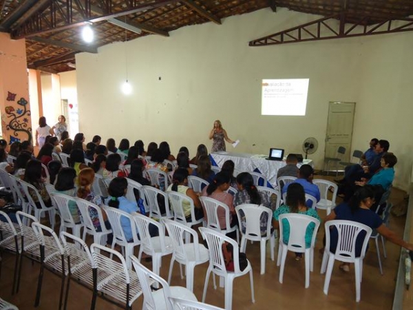 Começou a Semana Pedagógica 2014 das Escolas Municipais de Ipiranga - Imagem 42