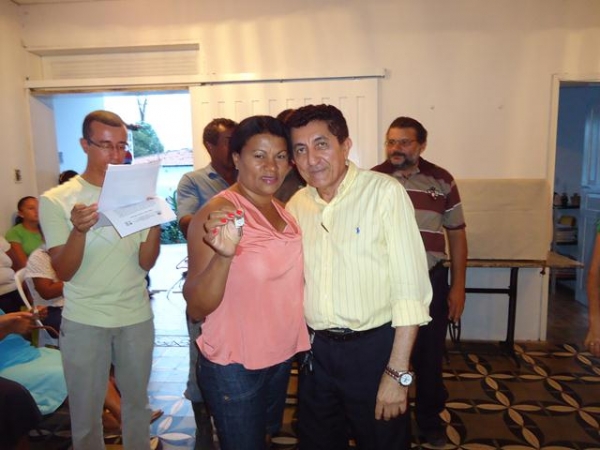 Prefeito Dr.Zé Maria faz Entrega de Casas do Projeto Minha Casa Minha Vida 2 - Imagem 24