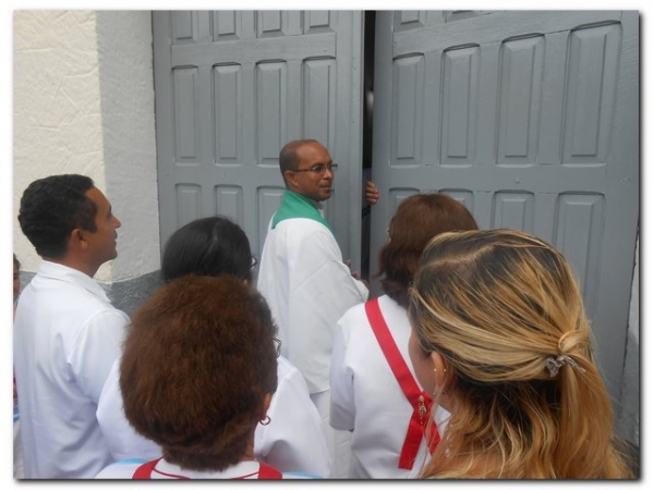 Inhuma recebe com alegria o Padre Damião  - Imagem 30