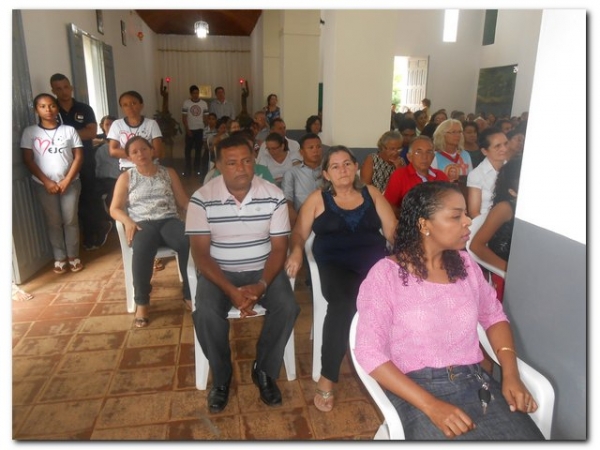 Inhuma recebe com alegria o Padre Damião  - Imagem 11