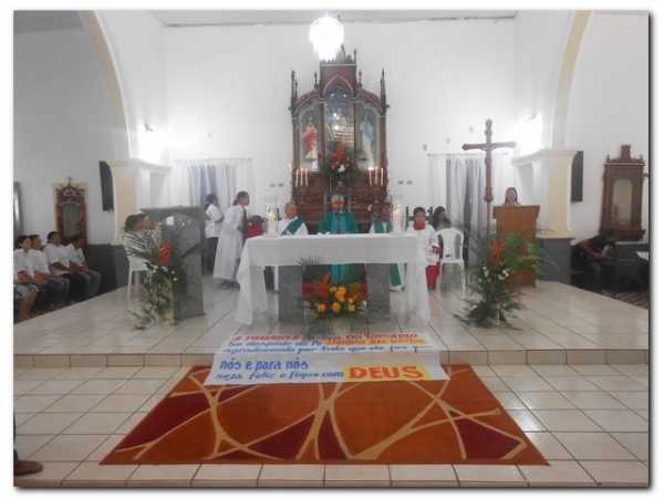 Inhuma recebe com alegria o Padre Damião  - Imagem 1